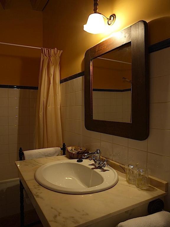 Posada Molino Del Canto Barriolacuesta Phòng bức ảnh